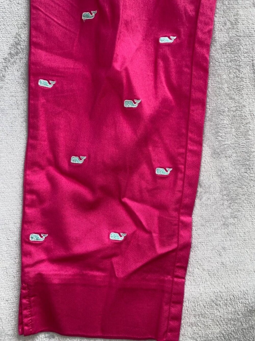 Vineyard Vines women 0 fuchsia pink whale capri pants women EUC embroidered - Picture 2 of 5